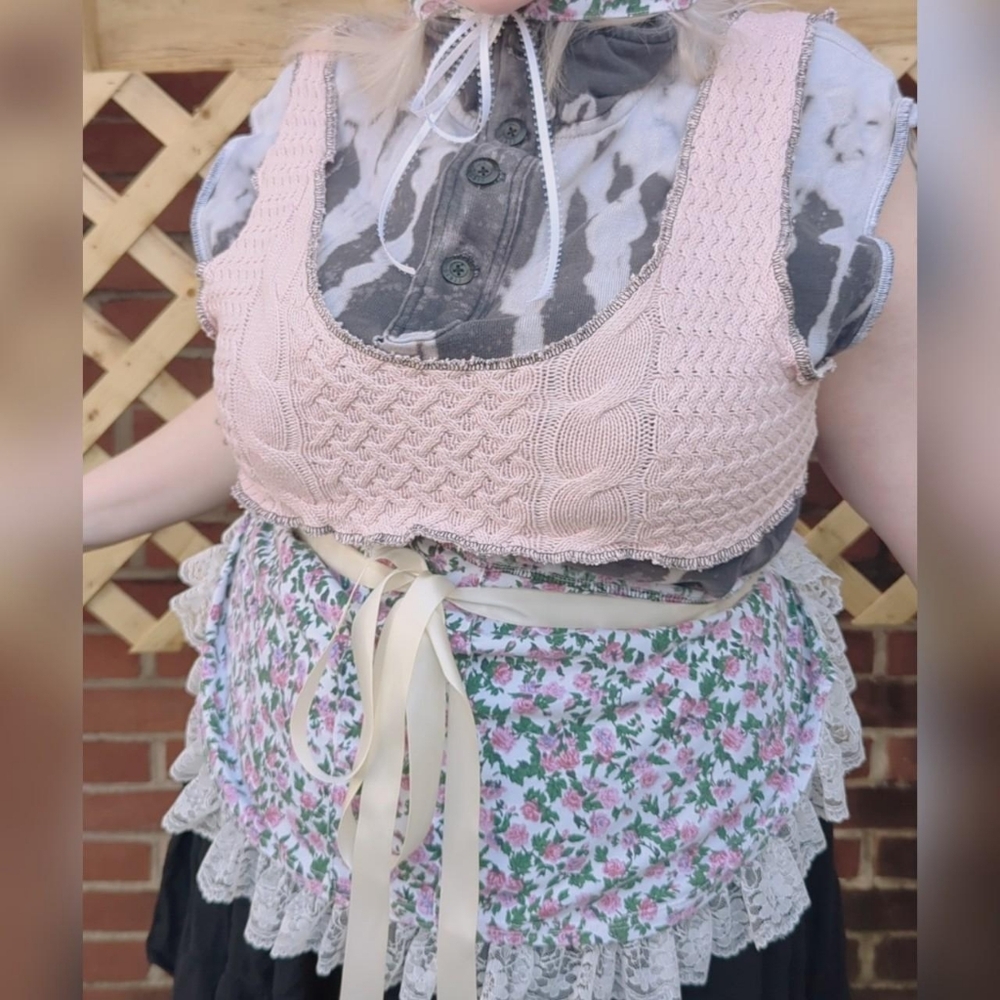 💗🧷💗 PRETTY IN PUNK SWEATER VEST 💗🧷💗